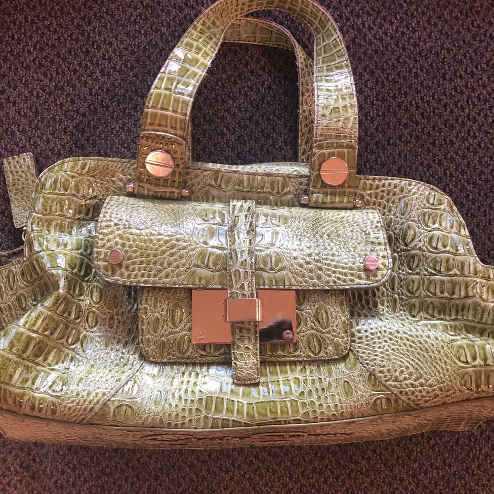 Jessica Simpson purse